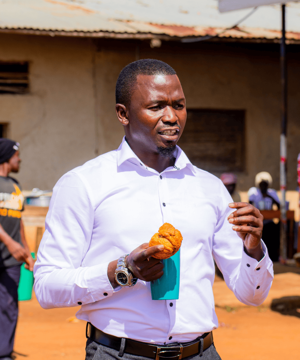 P4T team members serving the refugee community